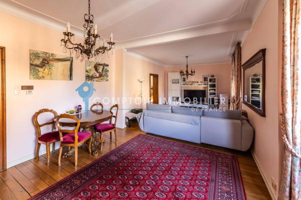Maison
                                                                                                                                                                                                                                                                                                                        5 pièce(s)                                                                                                                                                                                                          3 chambre(s)                                                                                                                                                                                                          161  m²