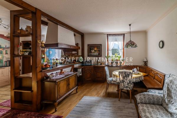 Maison
                                                                                                                                                                                                                                                                                                                        5 pièce(s)                                                                                                                                                                                                          3 chambre(s)                                                                                                                                                                                                          161  m²
