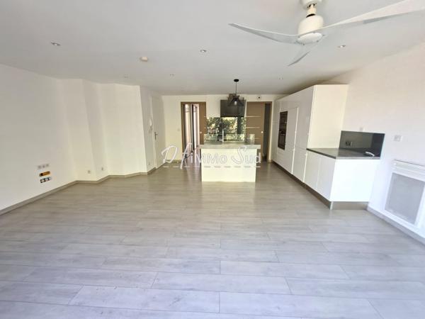 Appartement 3 pièce(s) 2 chambre(s) 70 m²