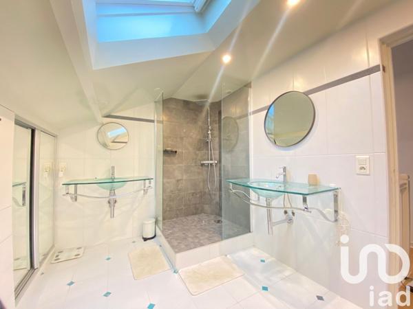 Maison à vendre 6 pièces 143 m² Brie-Comte-Robert