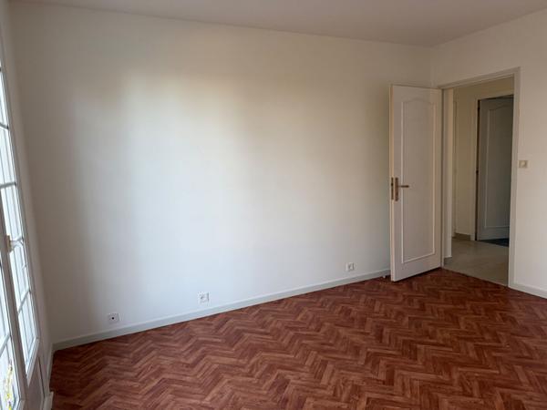 Maison 7 pièces à vendre Naintré - 86530 / Réf: 11931