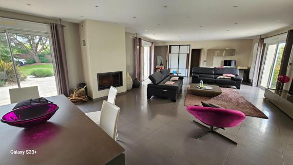 Contemporaine - 7 pièces - 170 m²