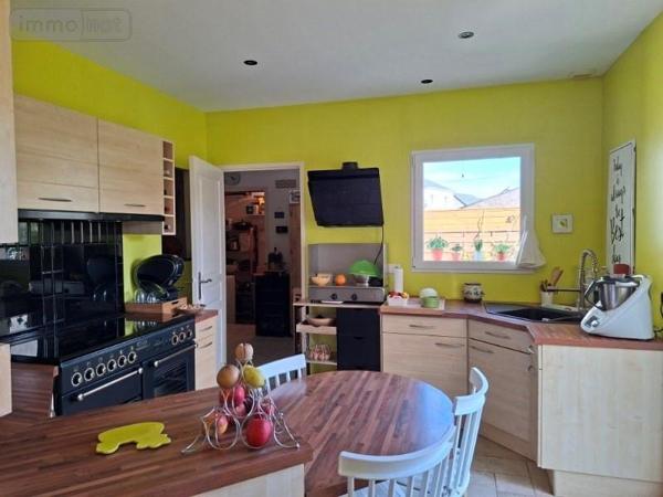 Maison à vendre à Sainte-Gemmes-sur-Loire dans le Maine-et-Loire (49130), ref : 49002-1191