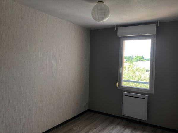 A louer Appartement T2 bis Proche toutes commodités situé à ALLONNES