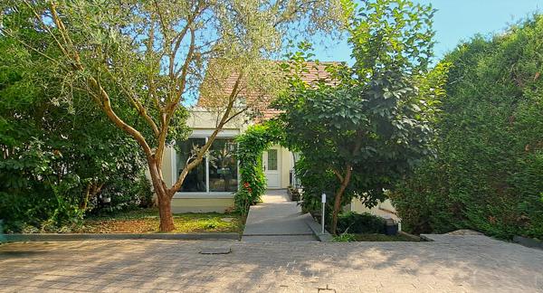 Maison spacieuse 230 m2 - 5 chambres