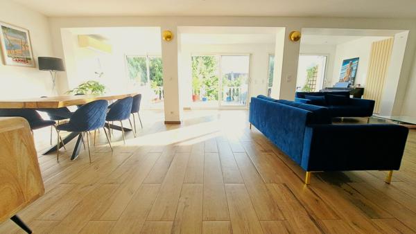 Maison spacieuse 230 m2 - 5 chambres