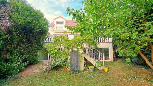 Maison spacieuse 230 m2 - 5 chambres