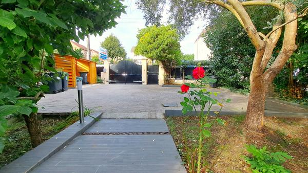 Maison spacieuse 230 m2 - 5 chambres