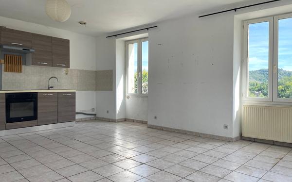 Appartement à vendre    5 pièces • 88,20 m2 Viviers