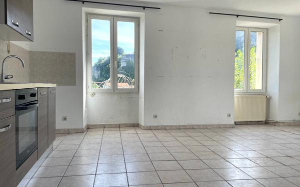 Appartement à vendre    5 pièces • 88,20 m2 Viviers