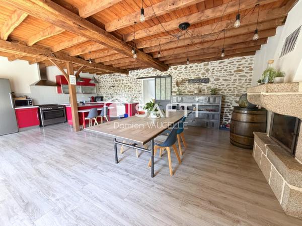 Exclusivité – Maison de caractère en pierre au cœur de la campagne