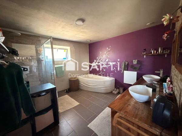 Exclusivité – Maison de caractère en pierre au cœur de la campagne