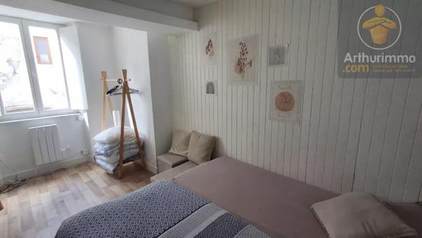 Location                                                      Appartement
                        
                     3 pièces                      33 m2                     à Beaugency