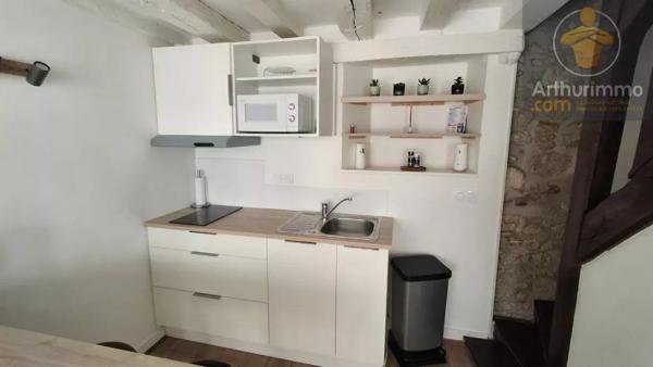 Location                                                      Appartement
                        
                     3 pièces                      33 m2                     à Beaugency
