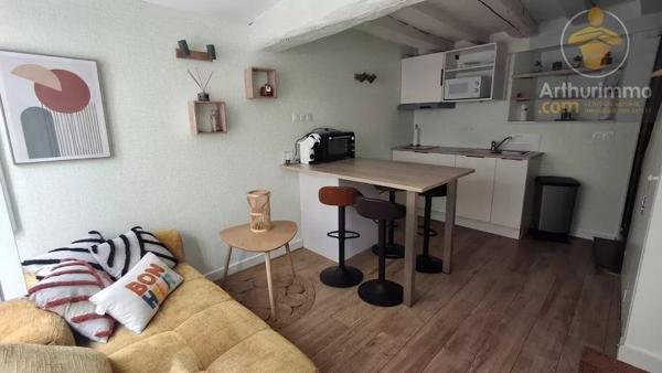 Location                                                      Appartement
                        
                     3 pièces                      33 m2                     à Beaugency