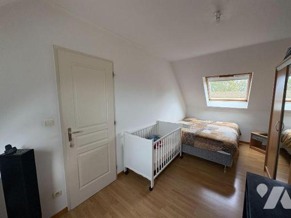 Axe EU/DIEPPE, dans un quartier calme, joli pavillon individuel comprenant de plain pied: une e...