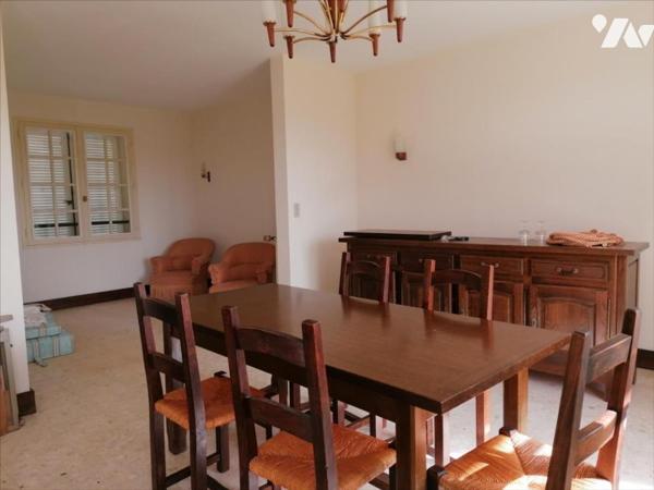 PAVILLON SUR SOUS-SOL