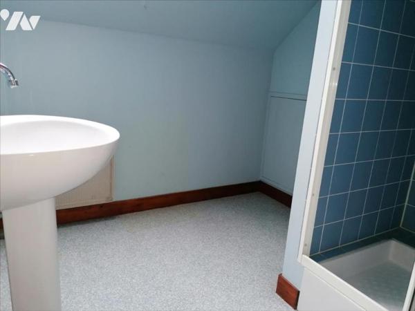 PAVILLON SUR SOUS-SOL