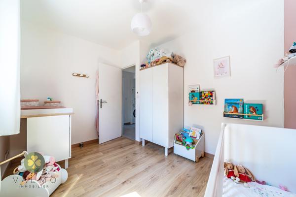 Appartement
                                                                                                                                                                                                                                                                                                                        3 pièce(s)                                                                                                                                                                                                          2 chambre(s)                                                                                                                                                                                                          62  m²