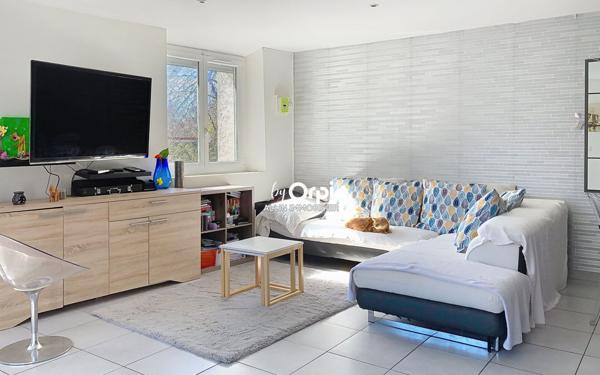 Maison à vendre    5 pièces • 120 m2 Néris-les-Bains