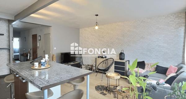 À vendre Appartement 2 pièces 53 m² - Saint-chamond 42400