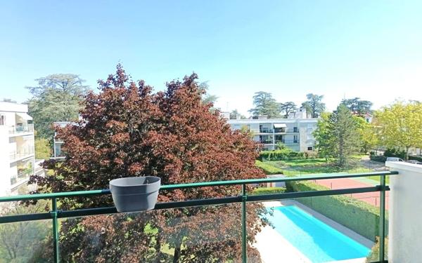Appartement à vendre    5 pièces • 110,37 m2 Charbonnières-les-Bains