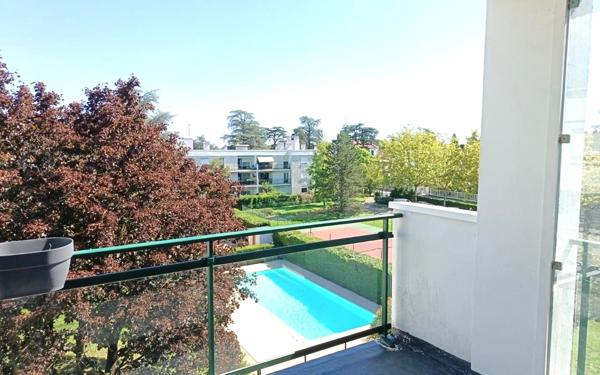 Appartement à vendre    5 pièces • 110,37 m2 Charbonnières-les-Bains