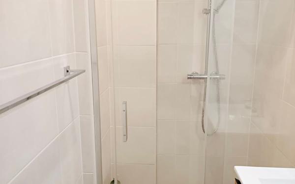 Appartement à vendre    5 pièces • 110,37 m2 Charbonnières-les-Bains