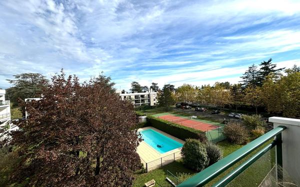 Appartement à vendre    5 pièces • 110,37 m2 Charbonnières-les-Bains