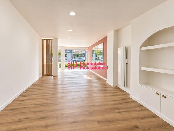 LOCAL COMMERCIAL - A LOUER - 67 M2 - LORIENT CENTRE