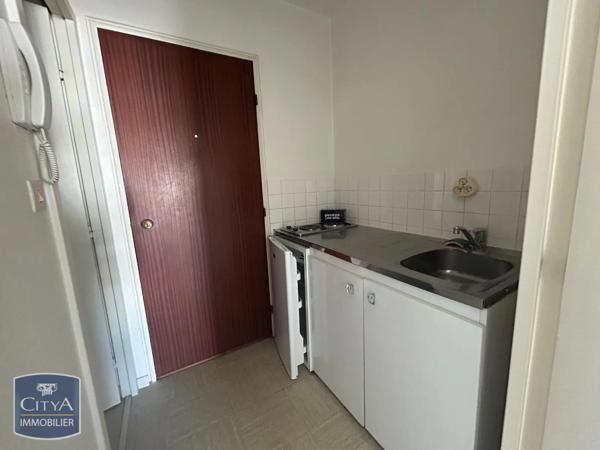 Appartement à louer 1 pièce 22.68m² Alençon (61000)
