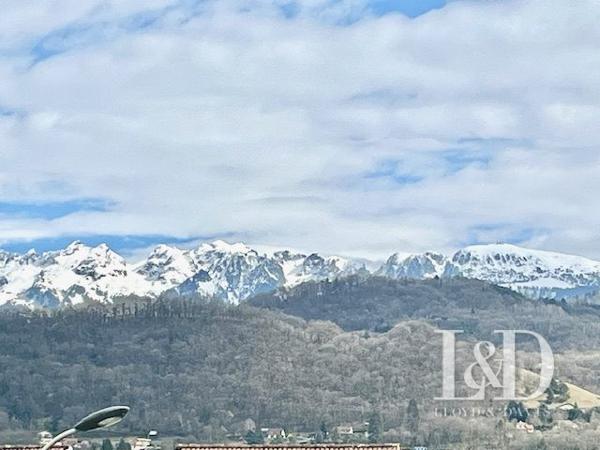 Immeuble composé de 5 appartements