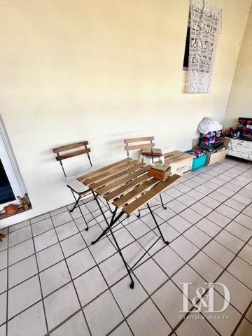 Immeuble composé de 5 appartements