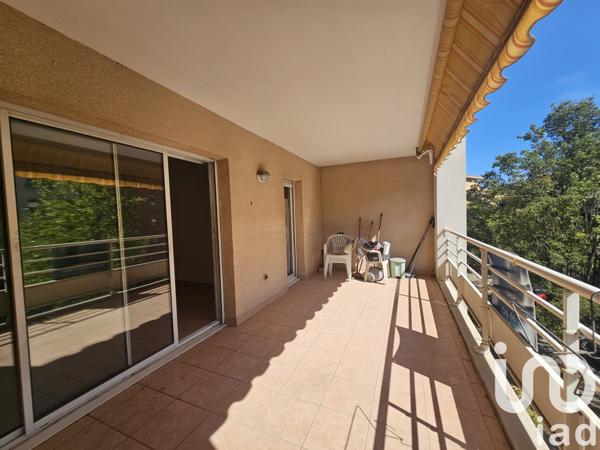 Appartement à vendre 3 pièces 72 m² Aubagne