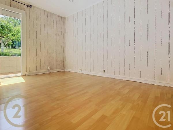 Maison à vendre  4 pièces - 78,68 m 2   LILLEBONNE  - 76
