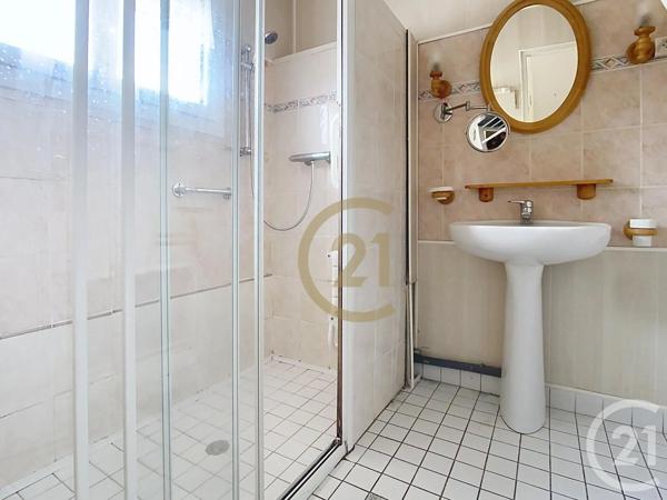 Maison à vendre  4 pièces - 78,68 m 2   LILLEBONNE  - 76