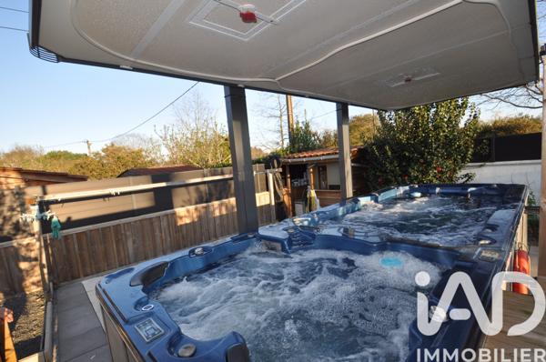 Maison à vendre 5 pièces 121 m² Mérignac