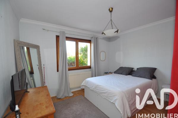 Maison à vendre 5 pièces 121 m² Mérignac