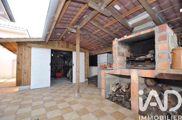 Maison à vendre 5 pièces 121 m² Mérignac