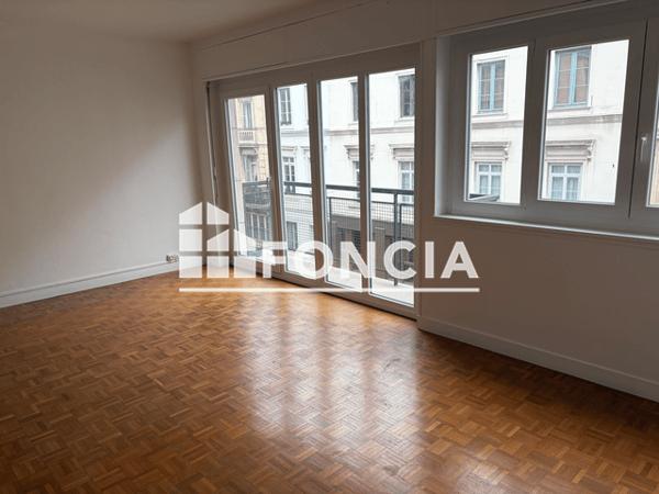Location Appartement 2 pièces 59.3 m² - 4 RUE DU GENERAL LECLERC Rouen 76000