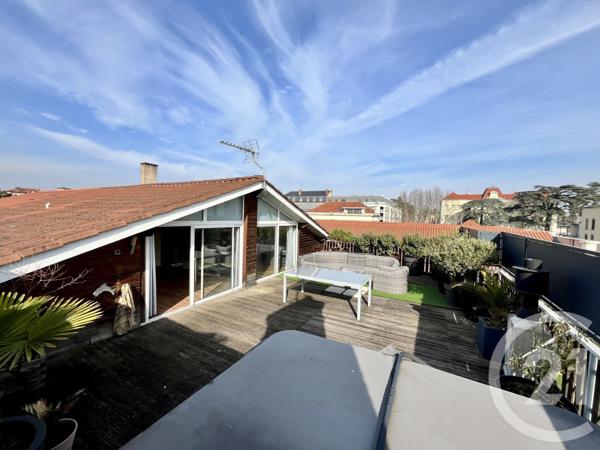 Appartement F5 à vendre  5 pièces - 195 m2 VILLEFRANCHE SUR SAONE - 69