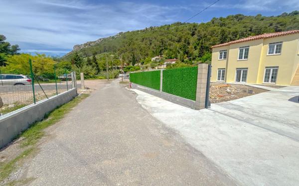 Maison à vendre    6 pièces • 176 m2 La Trinité