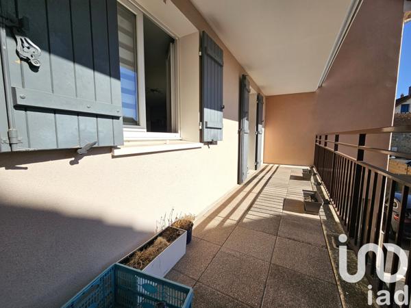 Appartement à vendre 4 pièces 69 m² Guignes