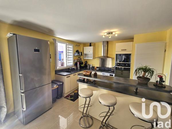 Appartement à vendre 4 pièces 69 m² Guignes