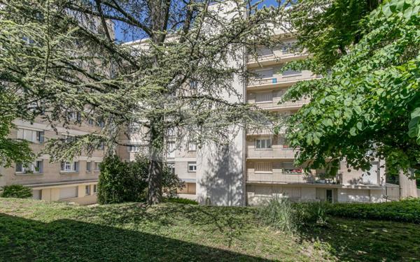 Appartement à vendre    4 pièces • 59,55 m2 Charenton-le-Pont