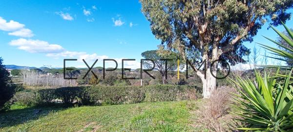 Puget-sur-Argens (83480) Terrain à bâtir 932m2 environ à Puget-surArgens