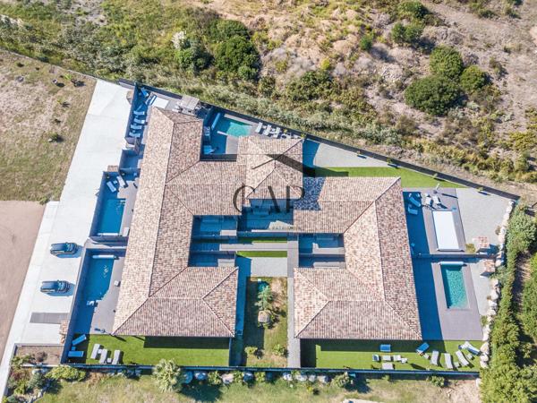 Lecci (20137) Ensemble complet de 24 villas de luxe meublées & leurs piscines - Domaine privé - Investissement Premium 5* e