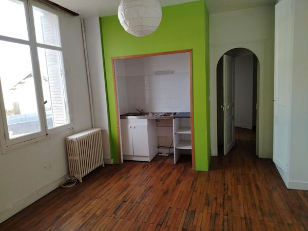 Immeuble Tours 5 pièce(s) 260 m2