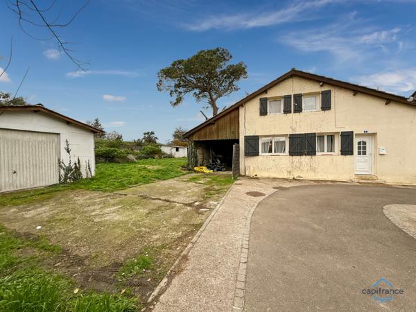 Dpt Gers (32), à vendre BARCELONNE DU GERS Maison T4 de 113 m² habitables + garage et abri voiture sur 802 m² de terrain, au bout d'une impasse au calme