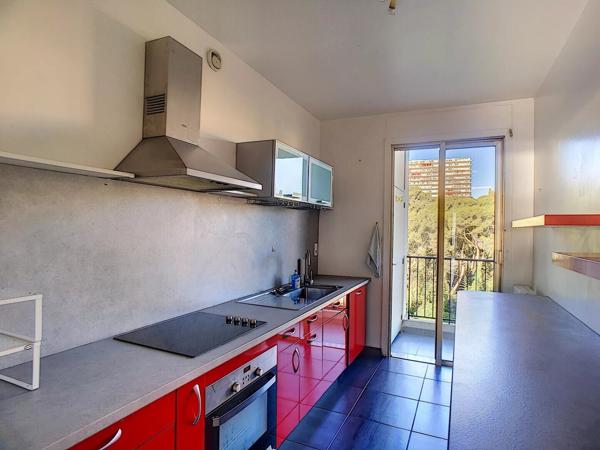Vue mer panoramique et hippodrome, étage élevé, résidence d'exception 530 000 €